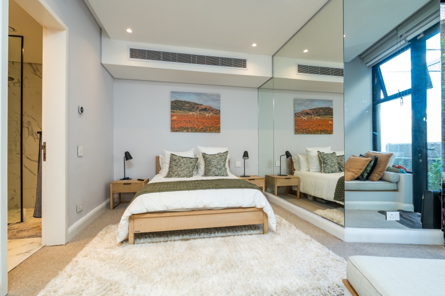 To Let 3 Bedroom Property for Rent in Clifton Western Cape